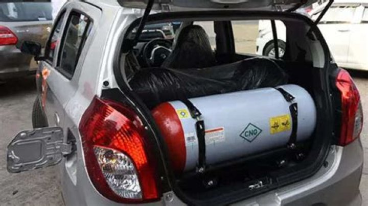 Can a car run on both petrol and CNG?