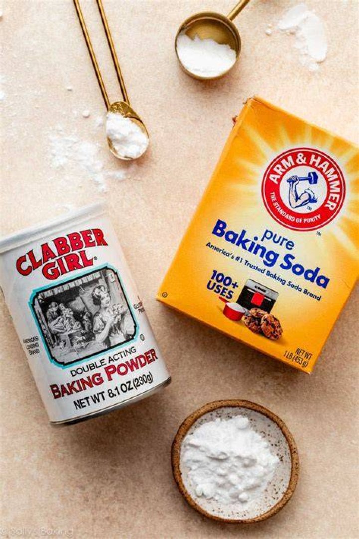 Can baking soda damage skin?