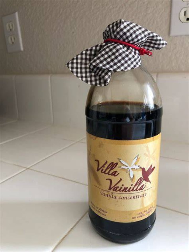 Can deer smell vanilla extract?