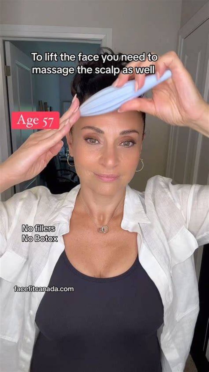 Can massage lift the face?
