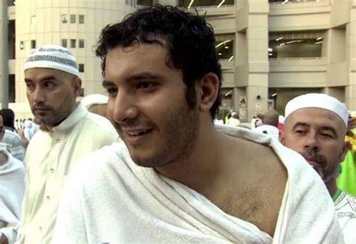 Can Muslims shave?