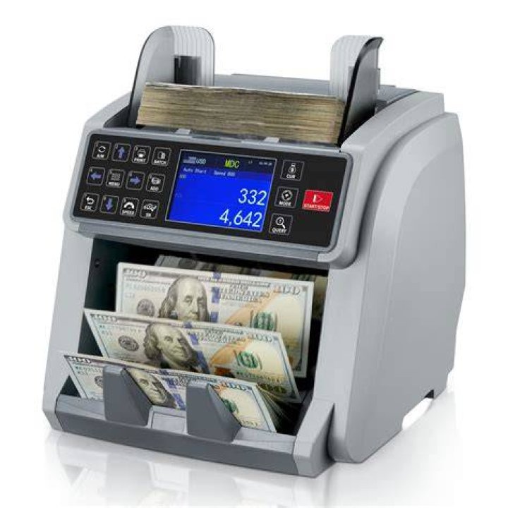 Can slot machines detect counterfeit money?