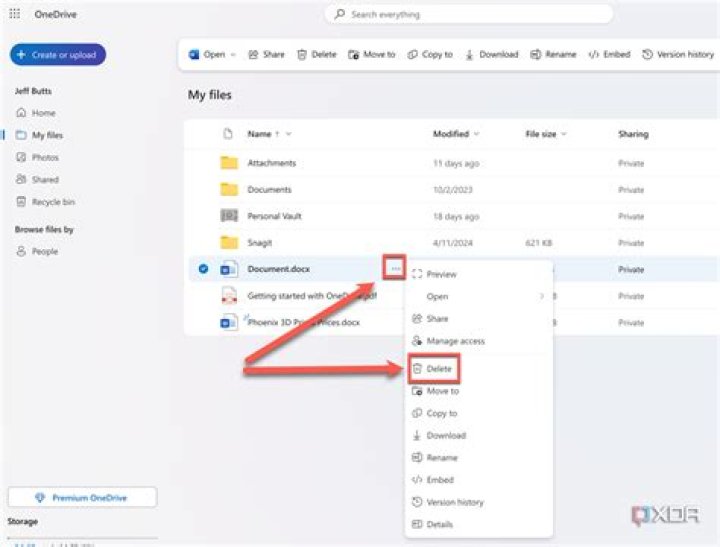 Can we delete rows from view?
