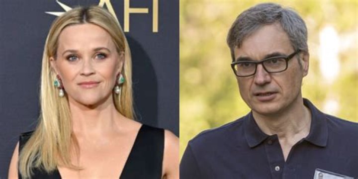 Did Reese Witherspoon wear a wig in morning show?