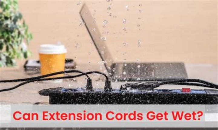 Do extension cords work in rain?