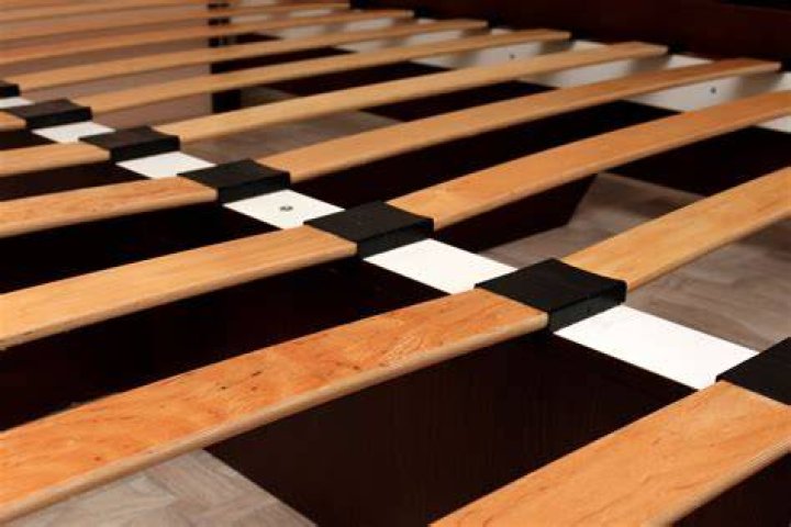 Do slats make bed softer?