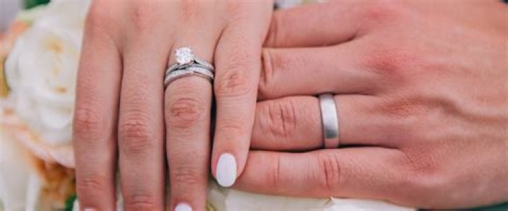 Does a man wear an engagement ring?