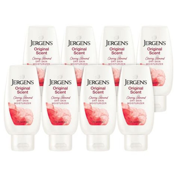 Does Jergens wash off?