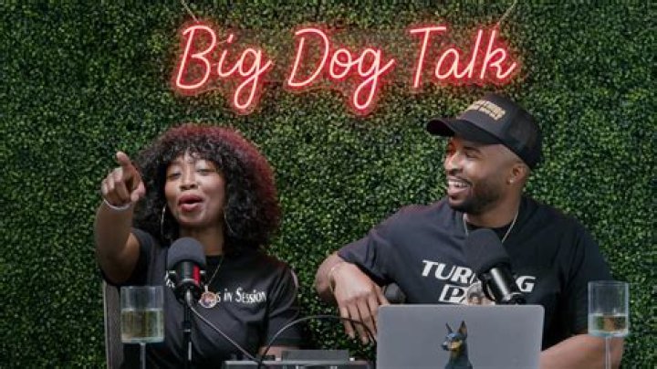 Does Wendy the talking dog talk?