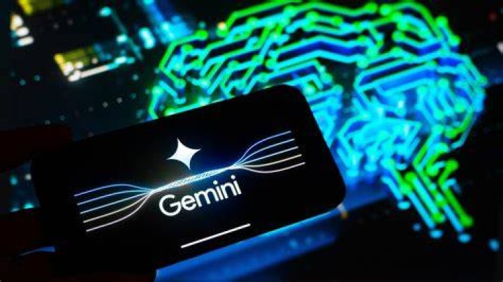 How do Gemini girls kiss?