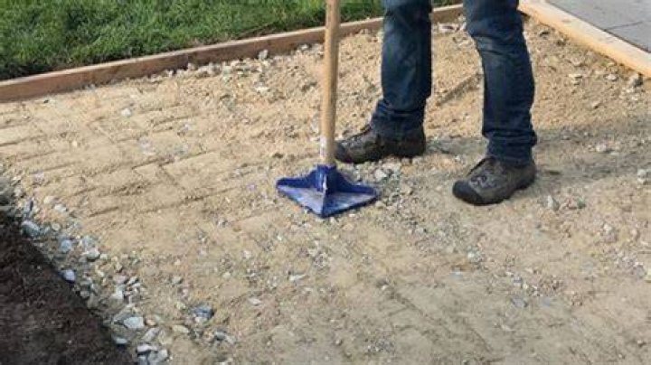 How do you prepare dirt for concrete?