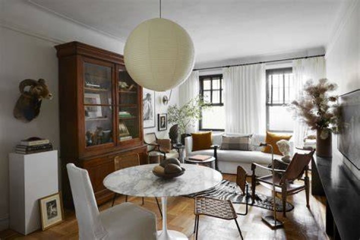 How do you separate a small living room from a dining room?