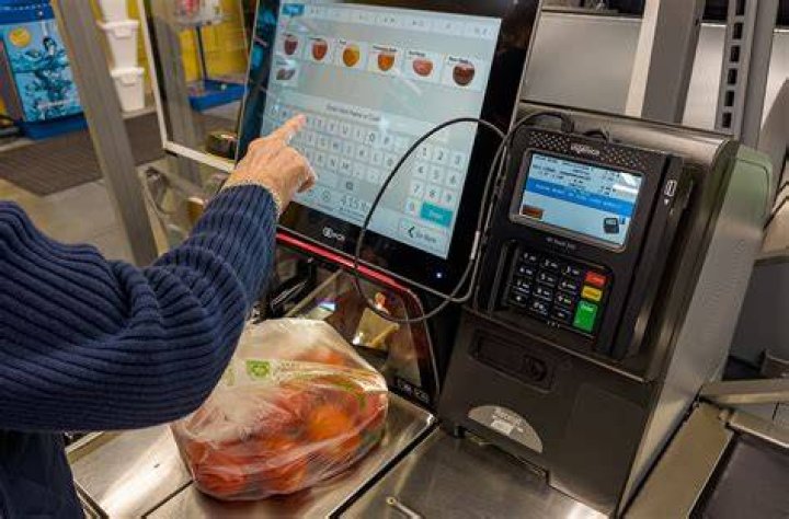 How do you shoplift at self checkout?