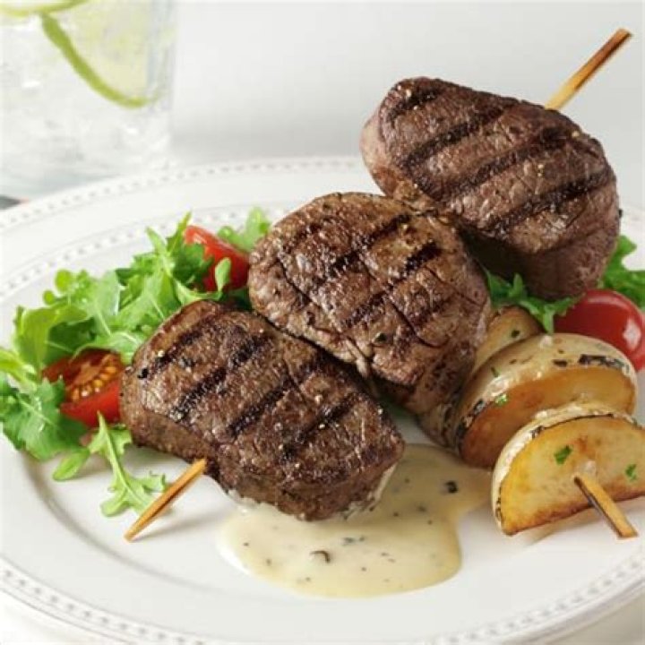 How is filet mignon supposed to be cooked?