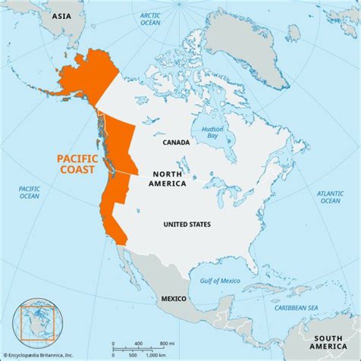 How many US states touch the Pacific Ocean?