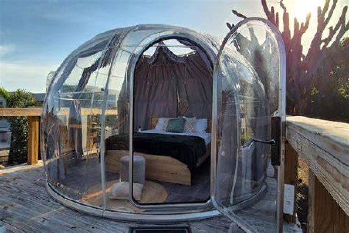 Is Airbnb a bubble?