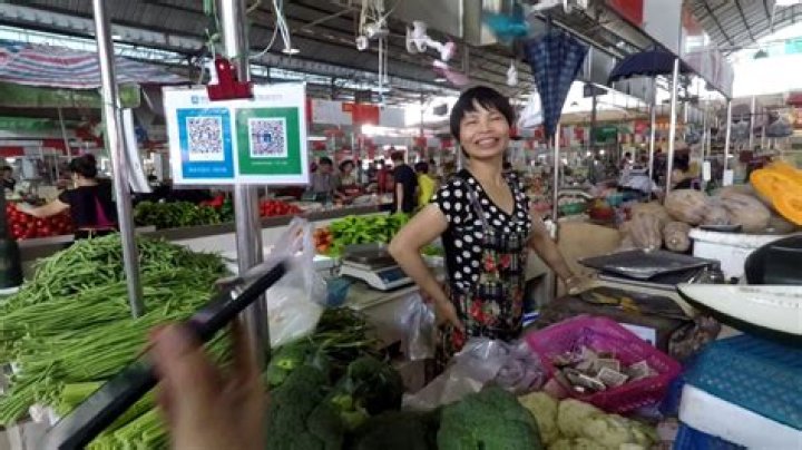 Is China a cashless society?