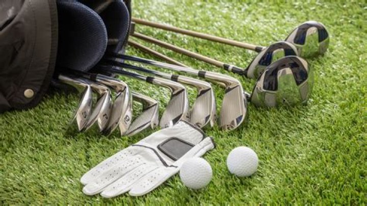 Is it OK to soak golf clubs in water?