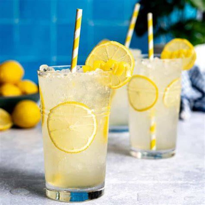 Is it okay to drink lemon water at night?