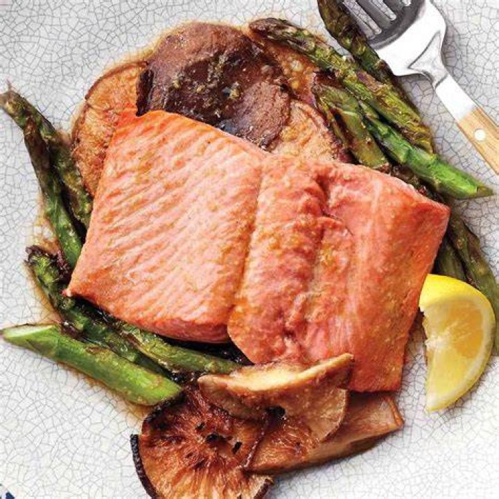 Is mackerel better than salmon?