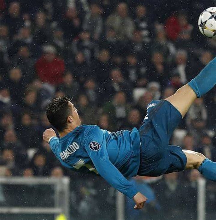 Is the bicycle kick real?