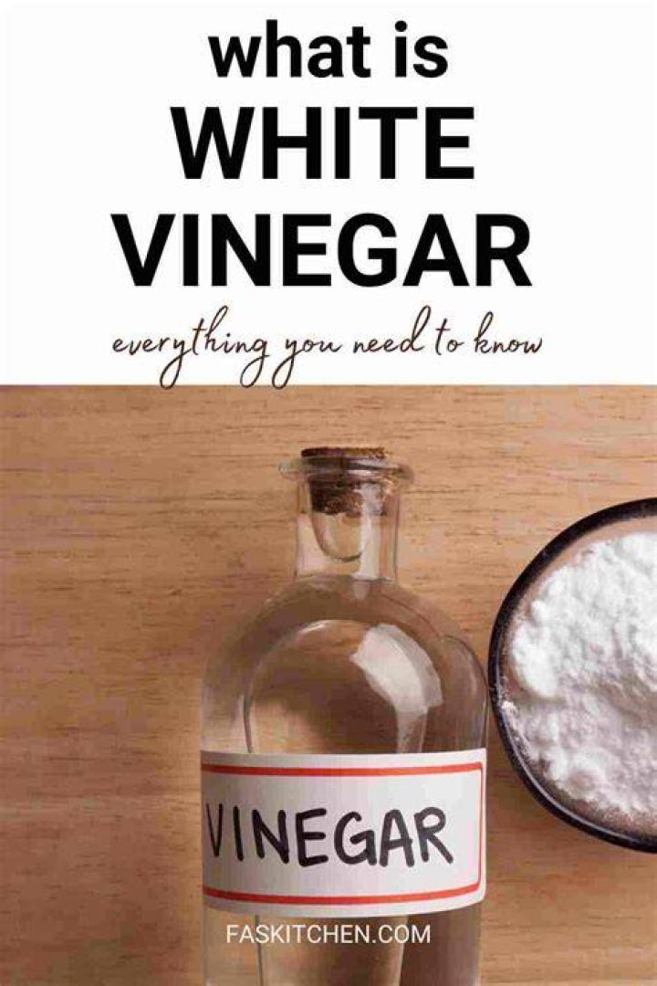 Is white vinegar good for eczema?