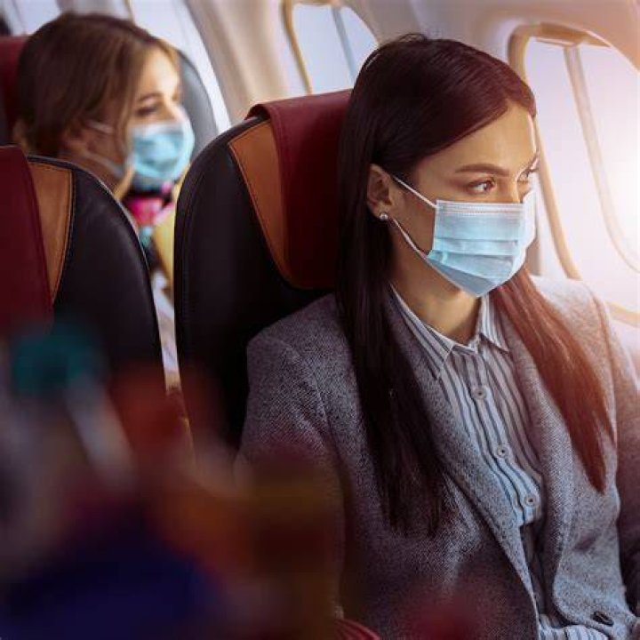 What airlines dont require masks?