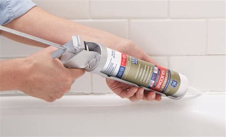 What caulk does not crack?