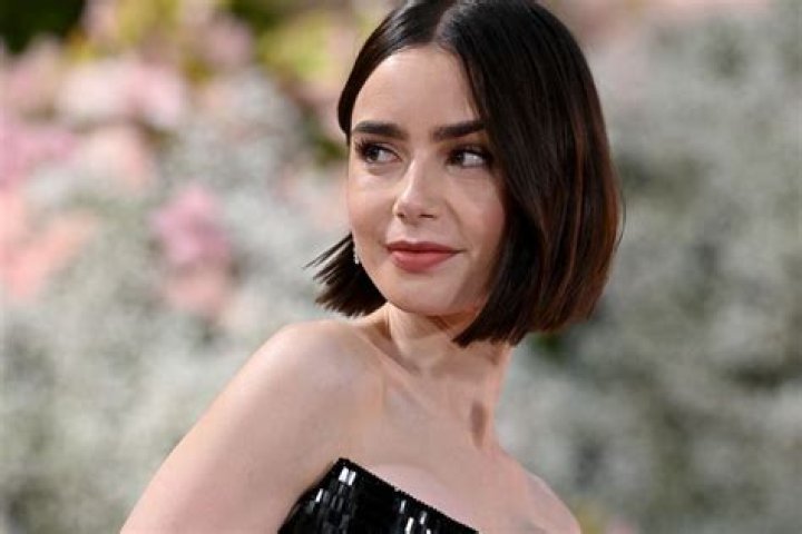 What is a razored bob?
