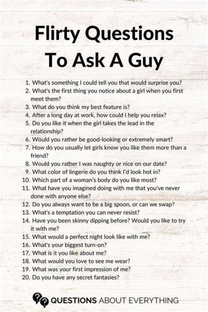 What is something flirty to text a guy?