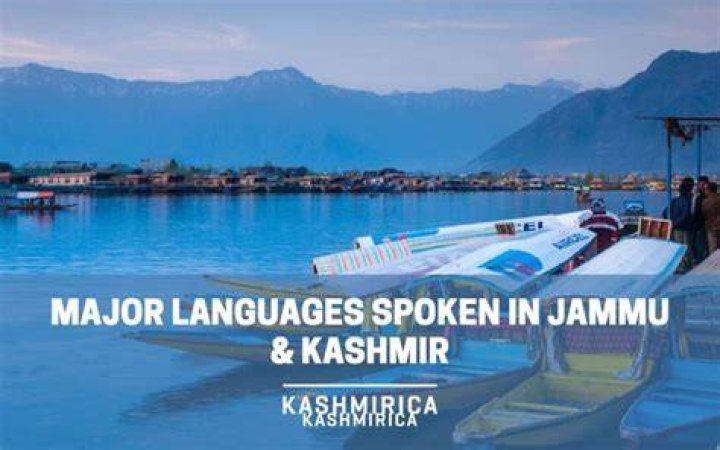 What language is spoken in Kashmiri?