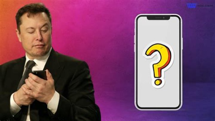 What phone does Elon Musk have?
