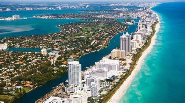 What zone is Miami Florida?