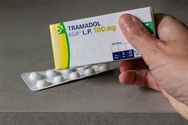 Which is better tramadol or diclofenac?