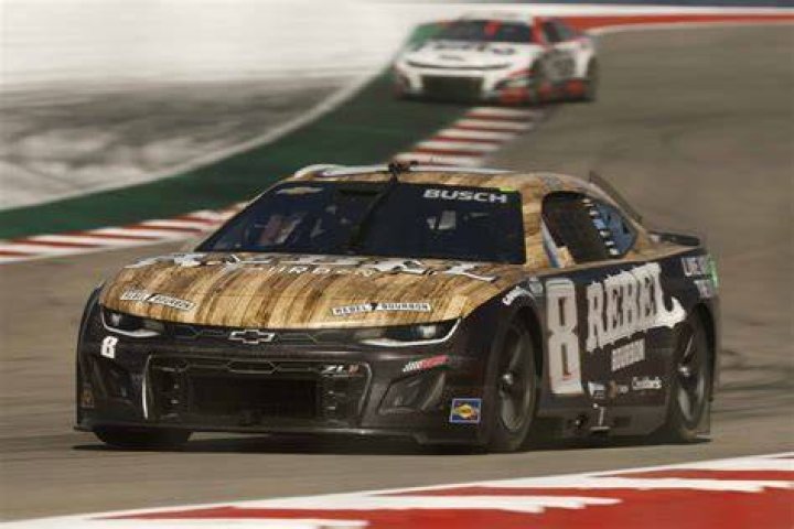 Who is Kurt Busch driving for in 2022?