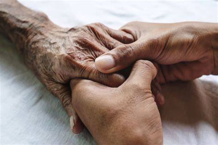 Why do you get agitated before death?