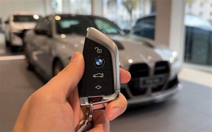 Why is my car not reading my key fob?