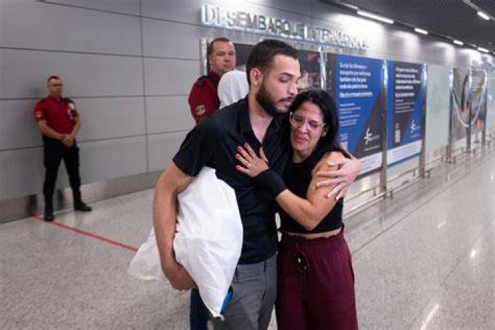 Will my husband get deported if I divorce him?